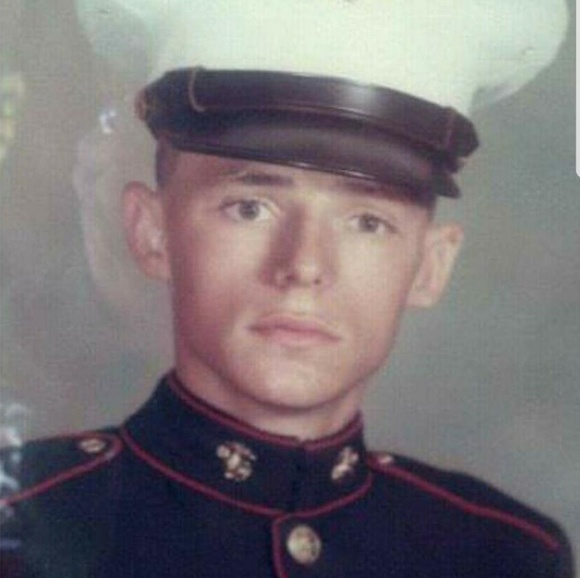 Meet your Posher, Amanda - Picture 5 of 5